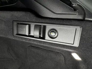 320d M SPORT PRO Touring  PANO HEAD-UP AHK