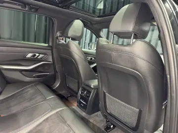 320d M SPORT PRO Touring  PANO HEAD-UP AHK