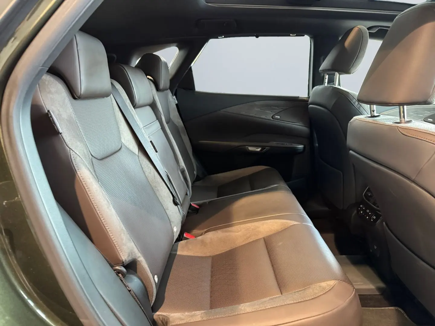 RX 450h   Luxury Line  Leder Pano HUD 360  4xSHZ