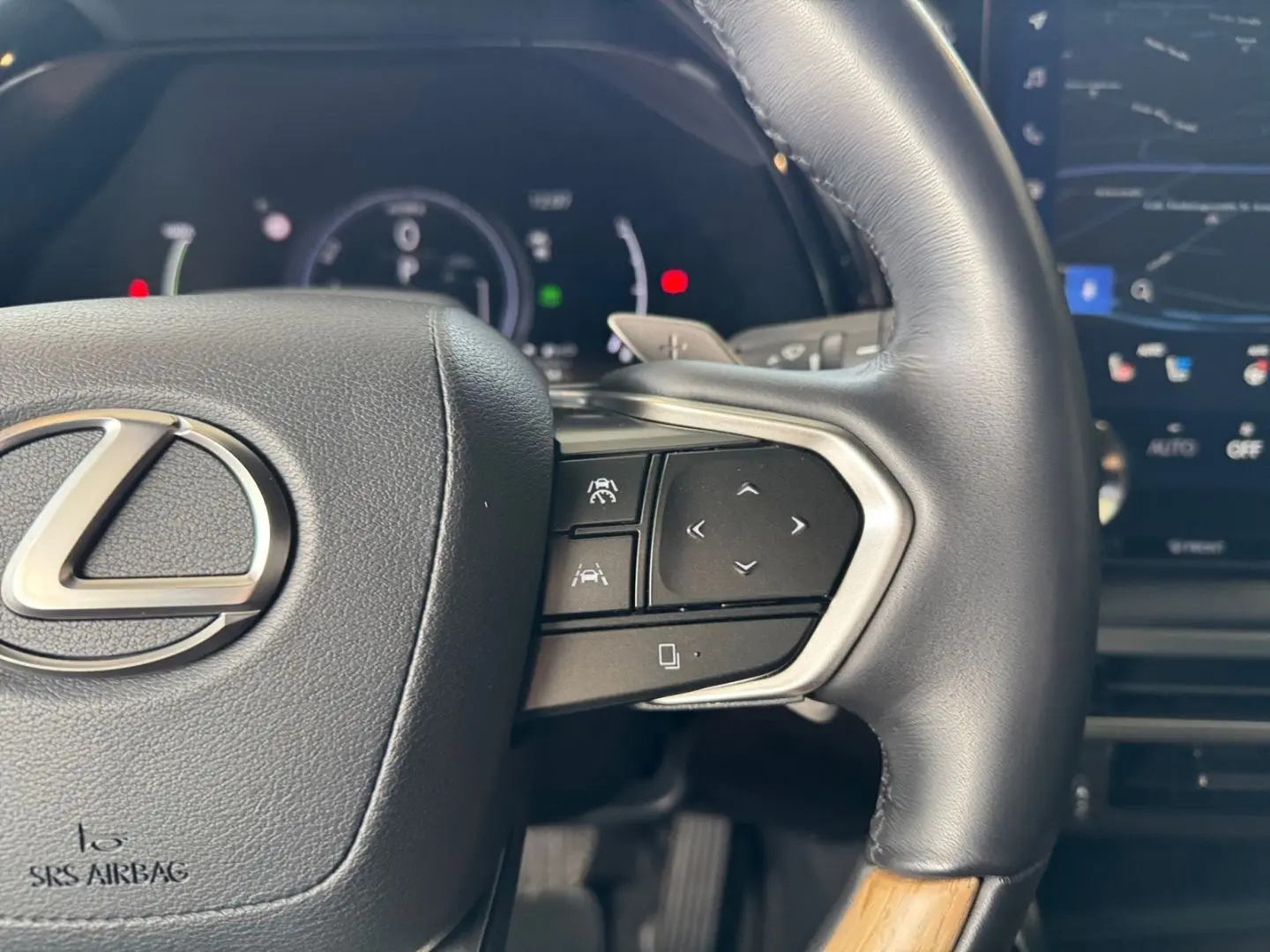 RX 450h   Luxury Line  Leder Pano HUD 360  4xSHZ