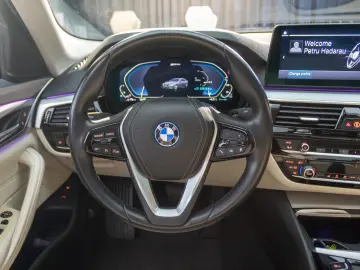 BMW 520e Plug-in Hybrid