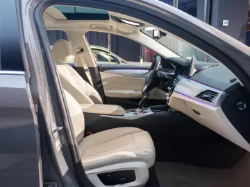 BMW 520e Plug-in Hybrid