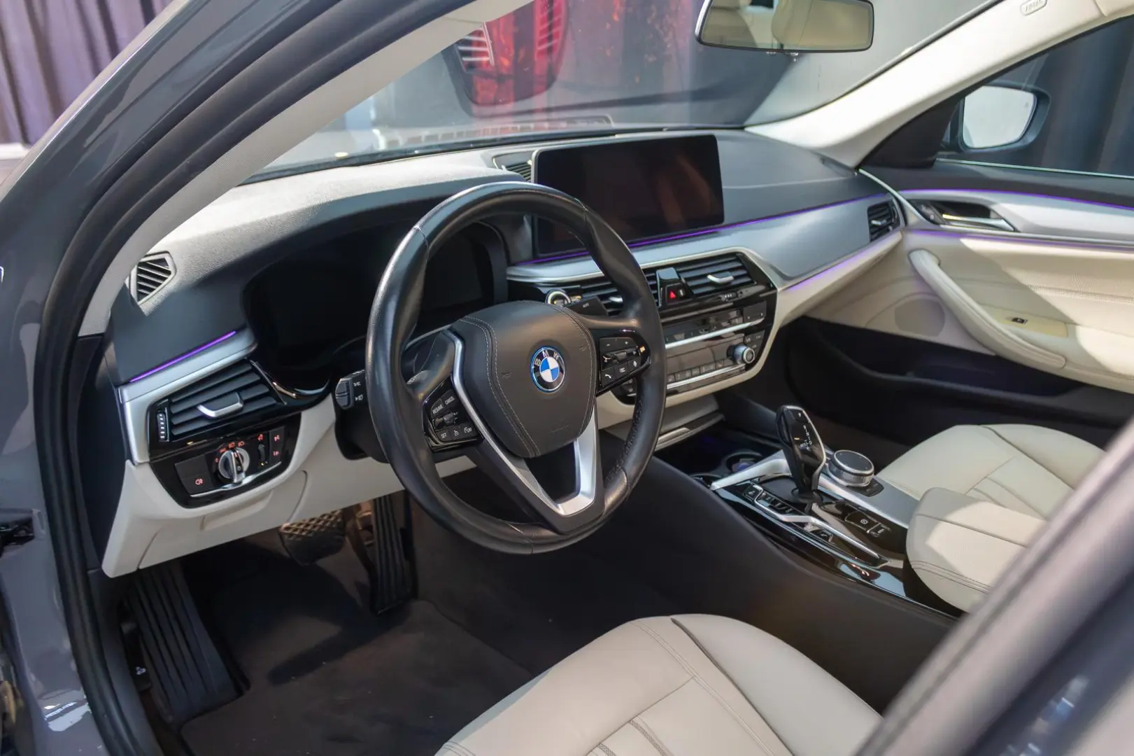 BMW 520e Plug-in Hybrid