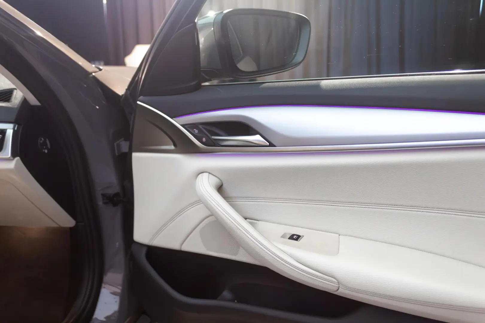 BMW 520e Plug-in Hybrid