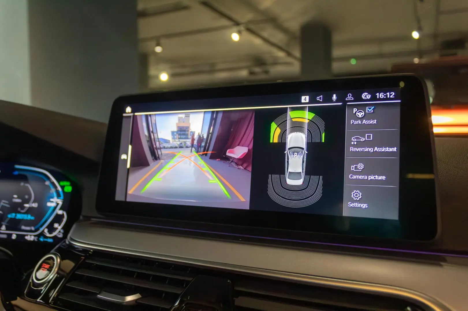 BMW 520e Plug-in Hybrid