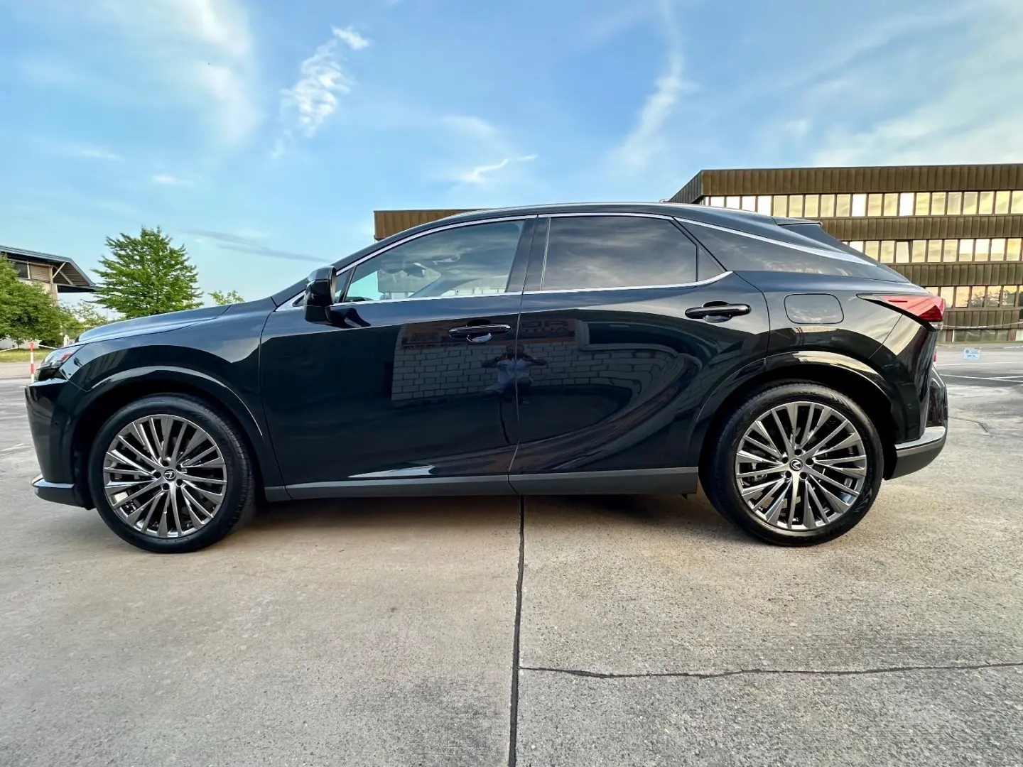 RX 450 h  E-Four Luxury Line