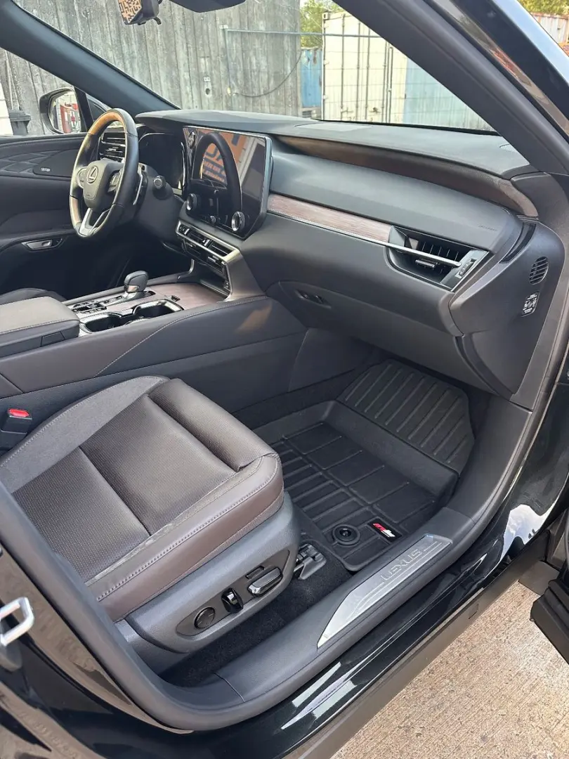 RX 450 h  E-Four Luxury Line