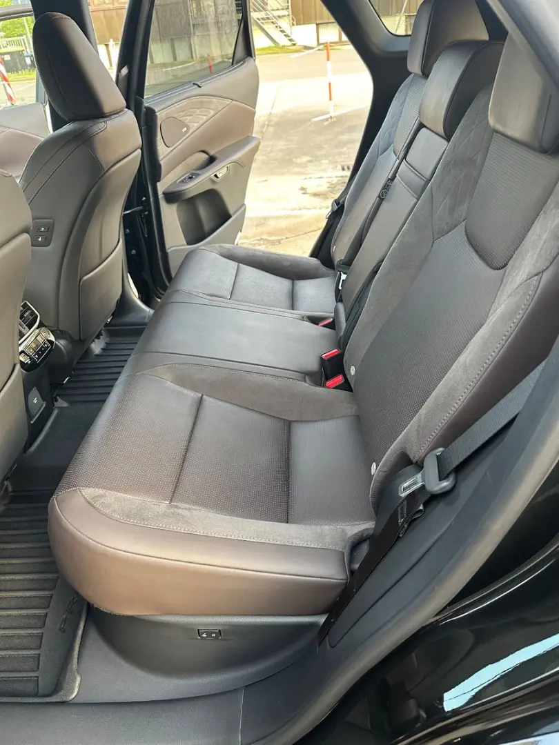 RX 450 h  E-Four Luxury Line