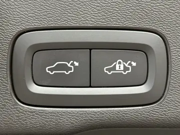 XC60 B5 AWD Ultimate Dark NAV LED ACC 360  PANO