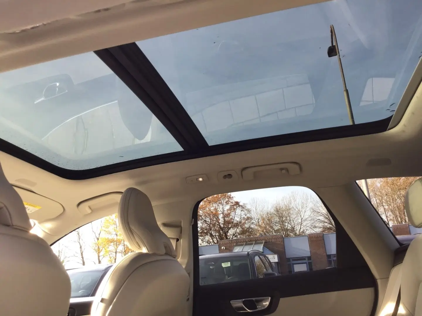 XC60 T6 Inscription Plus Bright AWD Stdhzg. Cam