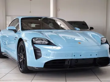 Taycan GTS InnoDrive Head-Up 360 Carbon BOSE