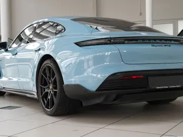 Taycan GTS InnoDrive Head-Up 360 Carbon BOSE