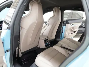 Taycan GTS InnoDrive Head-Up 360 Carbon BOSE