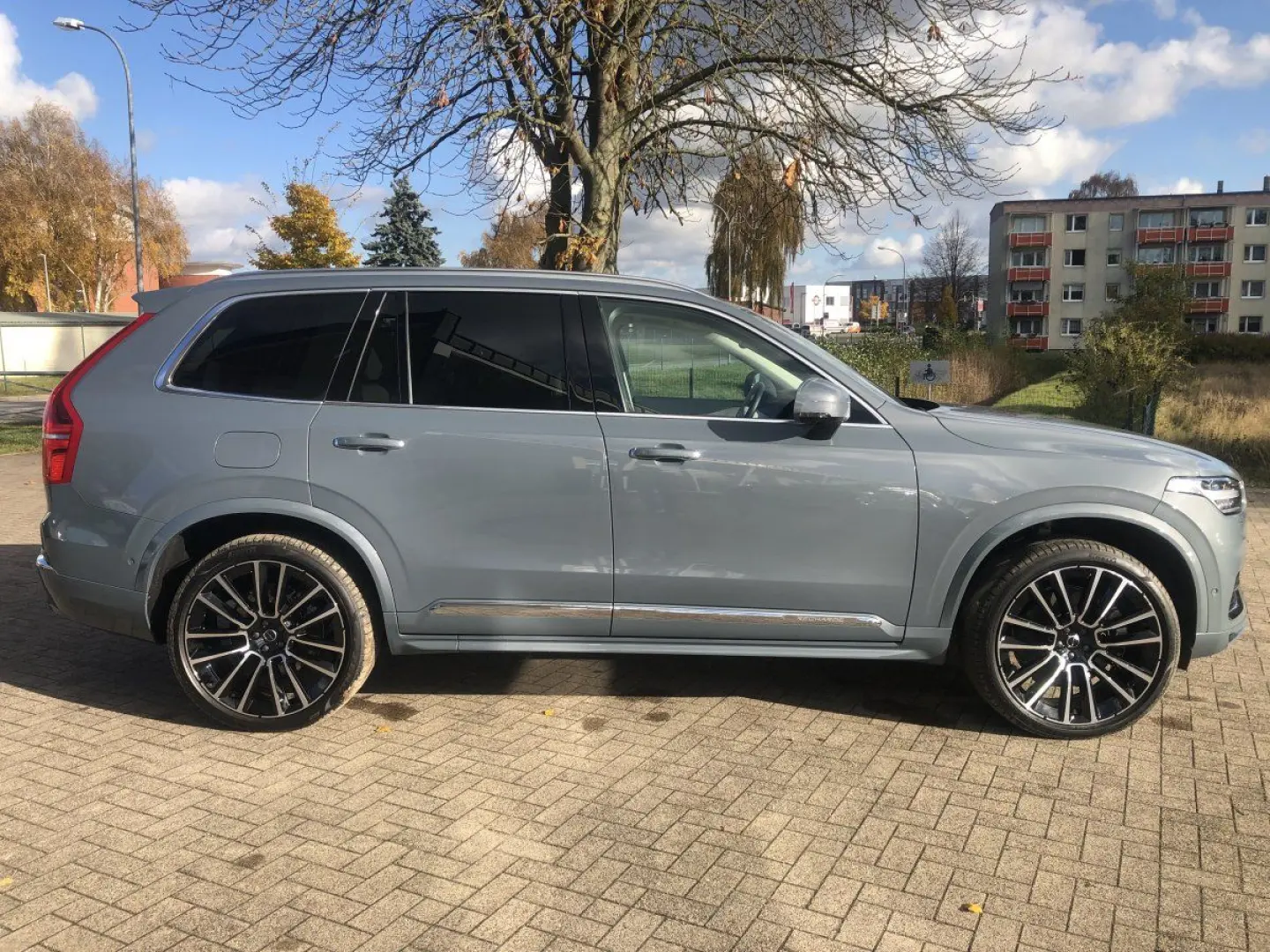 XC90 T8 Plus Bright Plug-In Hybrid AWD