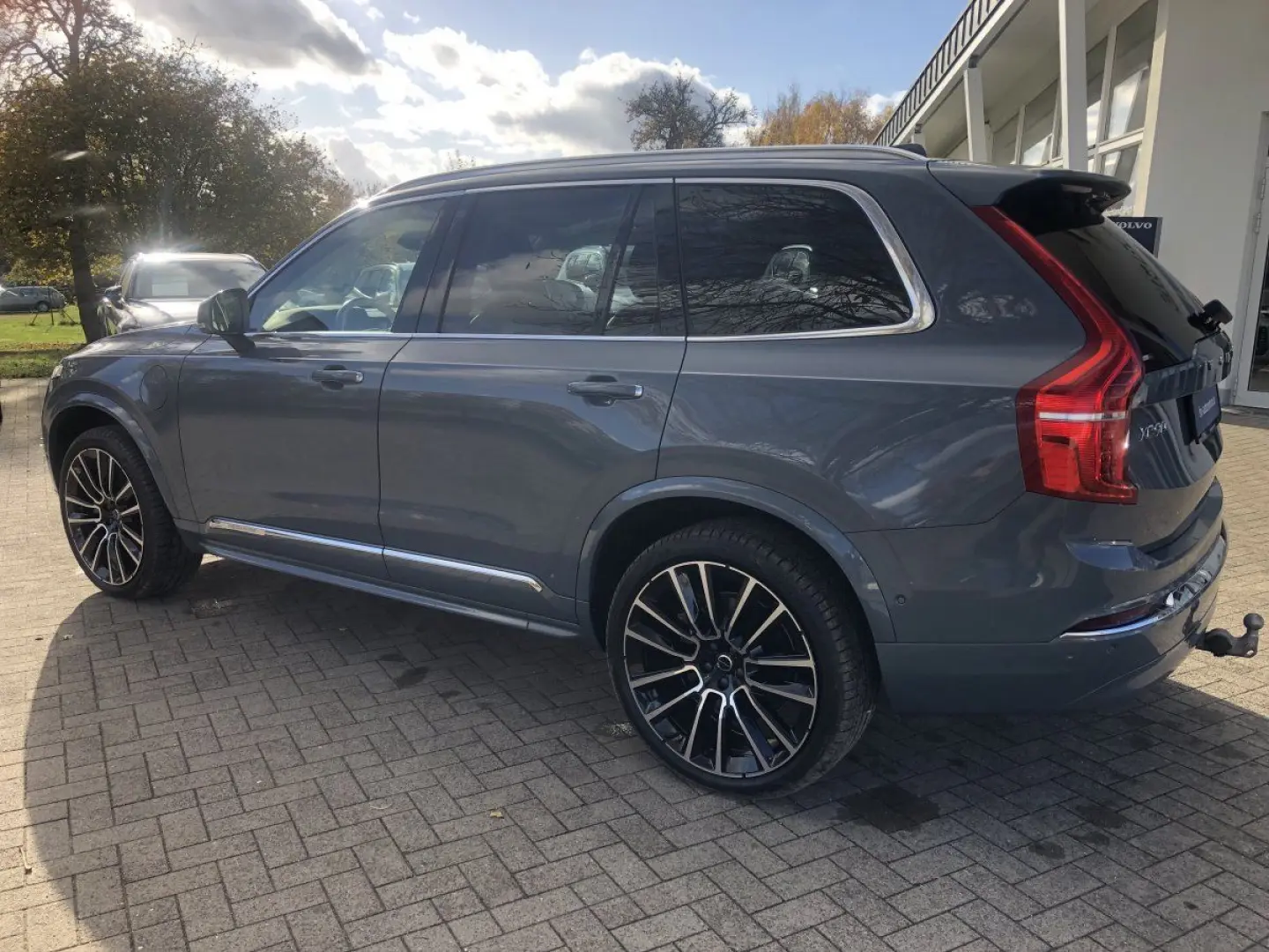 XC90 T8 Plus Bright Plug-In Hybrid AWD