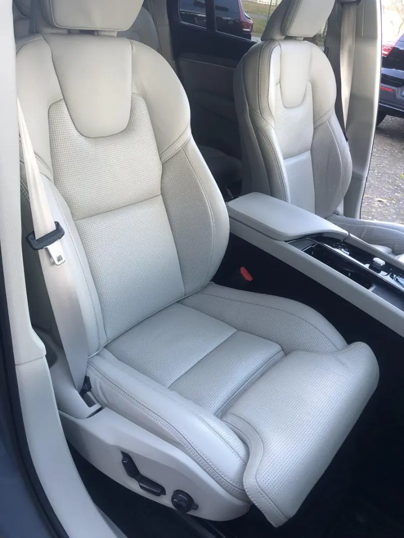 XC90 T8 Plus Bright Plug-In Hybrid AWD