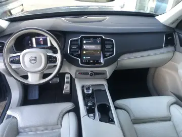 XC90 T8 Plus Bright Plug-In Hybrid AWD