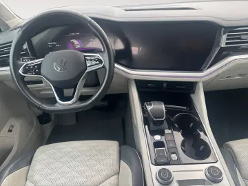 Touareg 3.0 TDI Elegance 4Motion Luft AHK RFK AC