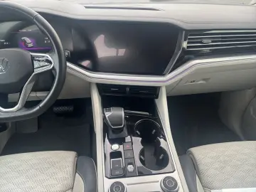 Touareg 3.0 TDI Elegance 4Motion Luft AHK RFK AC