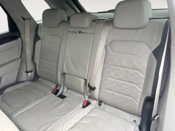 Touareg 3.0 TDI Elegance 4Motion Luft AHK RFK AC