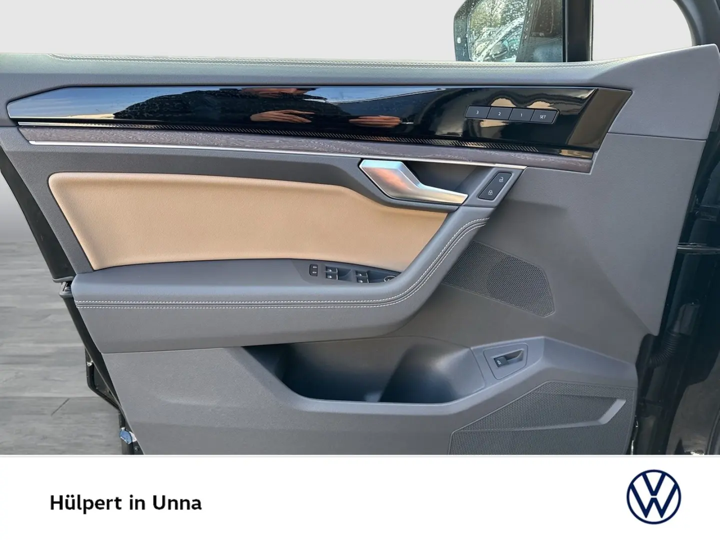 Touareg V6 TSI ELEGANCE NEUESMODELL AHK ACC LM20