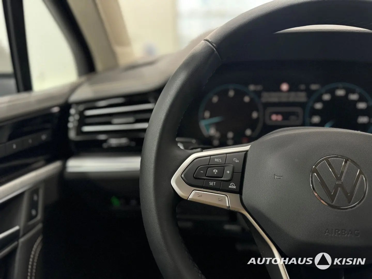 Touareg 3.0 TDI 4M Elegance V6  HUD  Luftfed AHK