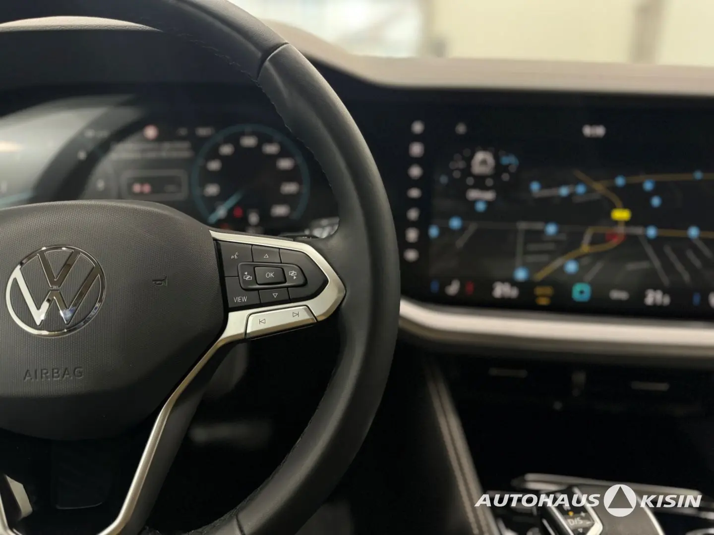 Touareg 3.0 TDI 4M Elegance V6  HUD  Luftfed AHK