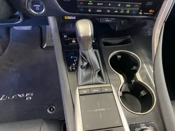 RX 450h Executive Line  Allrad Pano HUD Leder CA