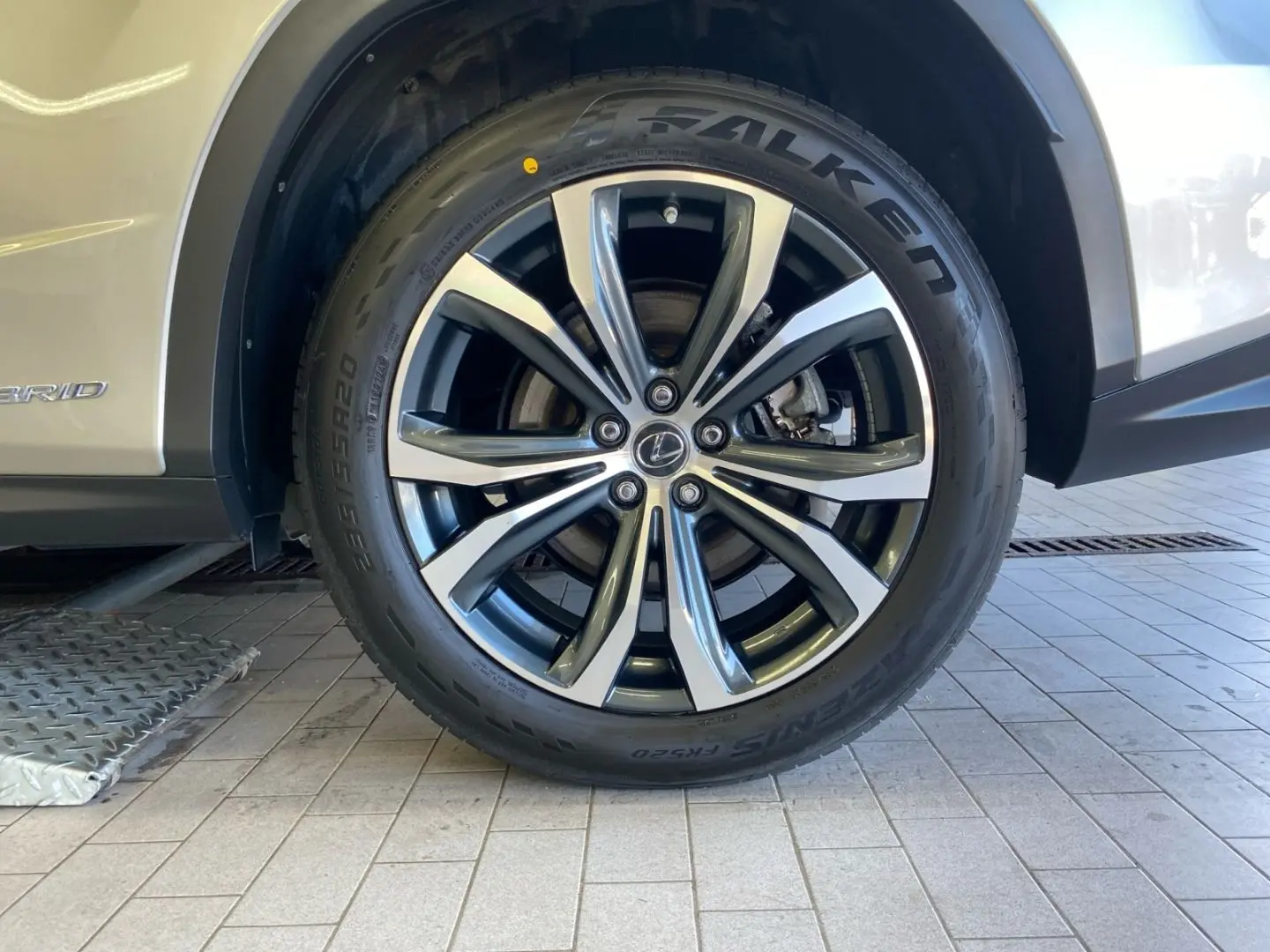 RX 450h Executive Line  Allrad Pano HUD Leder CA