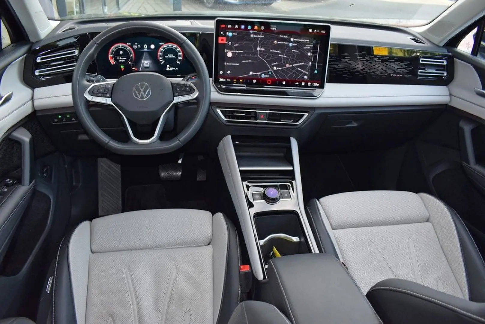 Tiguan TDI 2.0 DSG  Elegance AHK StandHz Leder