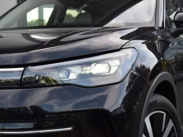 Tiguan TDI 2.0 DSG  Elegance AHK StandHz Leder