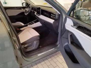 Tiguan 2.0 TDI Elegance 4M  AHK DCC Standhzg.