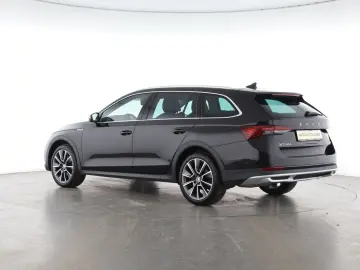 OCTAVIA COMBI 2.0 TDI DSG 4x4 SCOUT