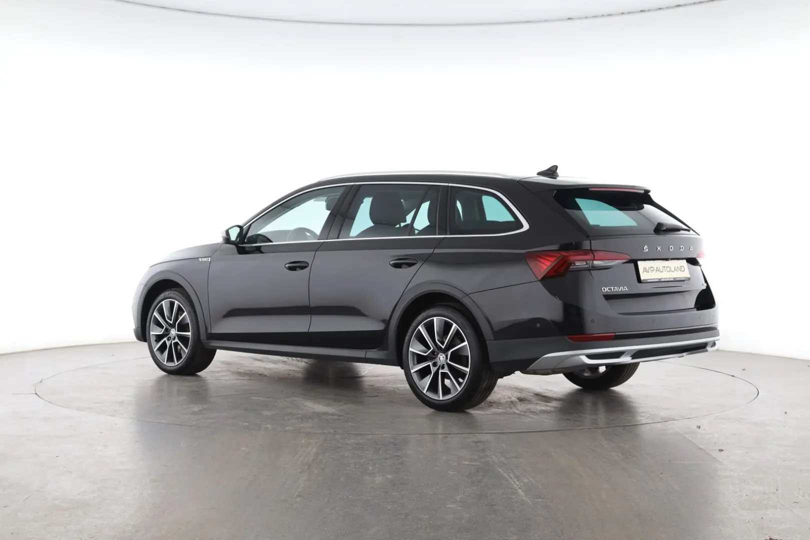 OCTAVIA COMBI 2.0 TDI DSG 4x4 SCOUT