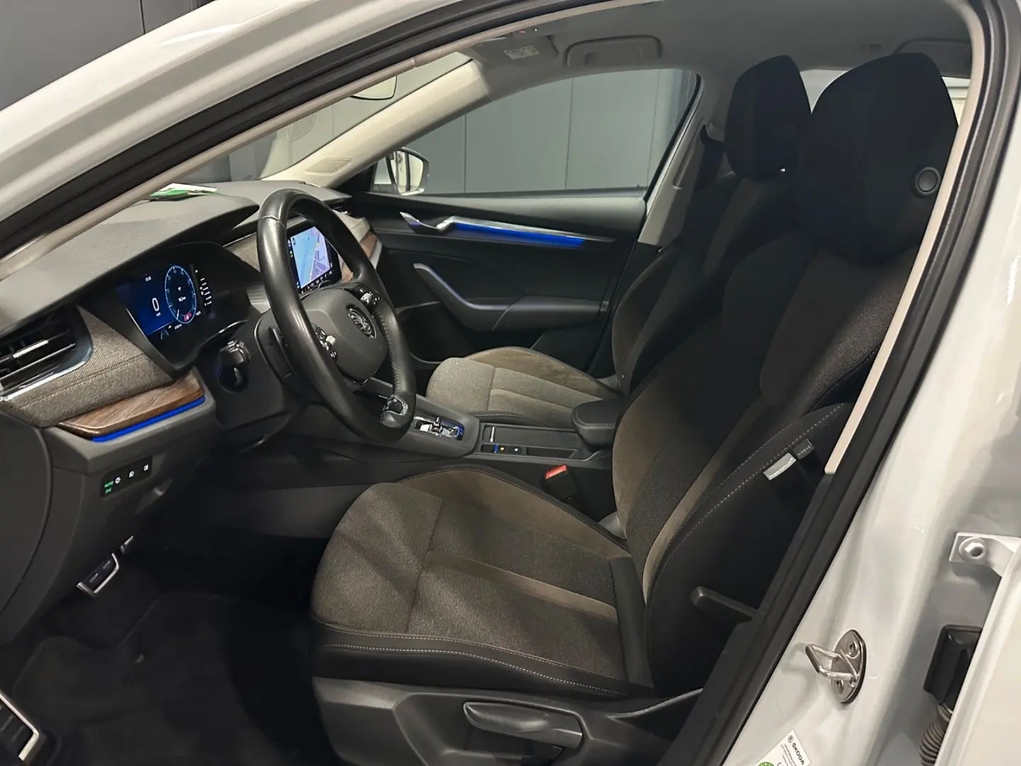 Octavia Combi Scout 4x4  19Zoll AHK Standhzg HUD