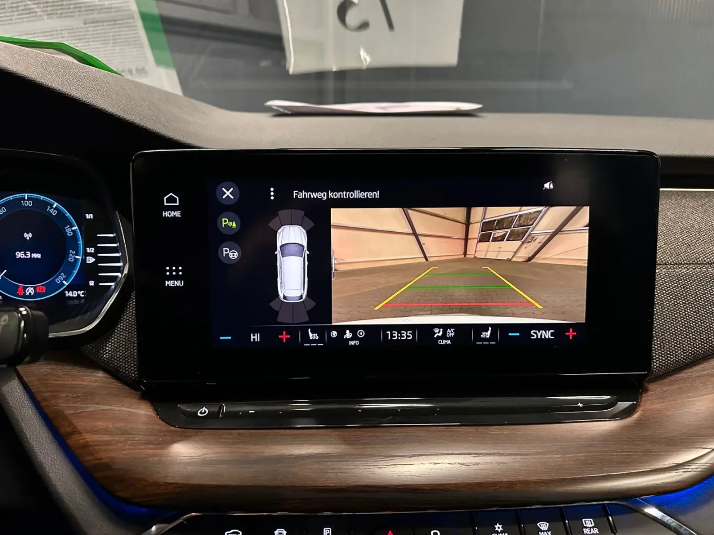 Octavia Combi Scout 4x4  19Zoll AHK Standhzg HUD