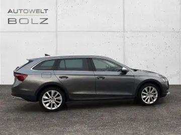 Octavia Combi Scout 4x4 2.0 TDI HUD AHK Kamera N