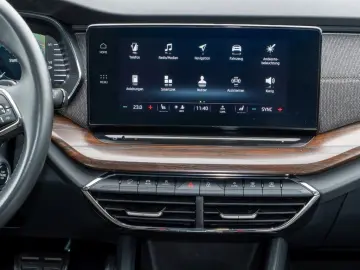 Octavia Combi Scout 2.0 TDI DSG 4x4 AHK  Navi