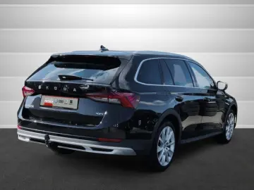 Octavia Combi Scout 2.0 TDI 4x4 Matrix AHK HeadU