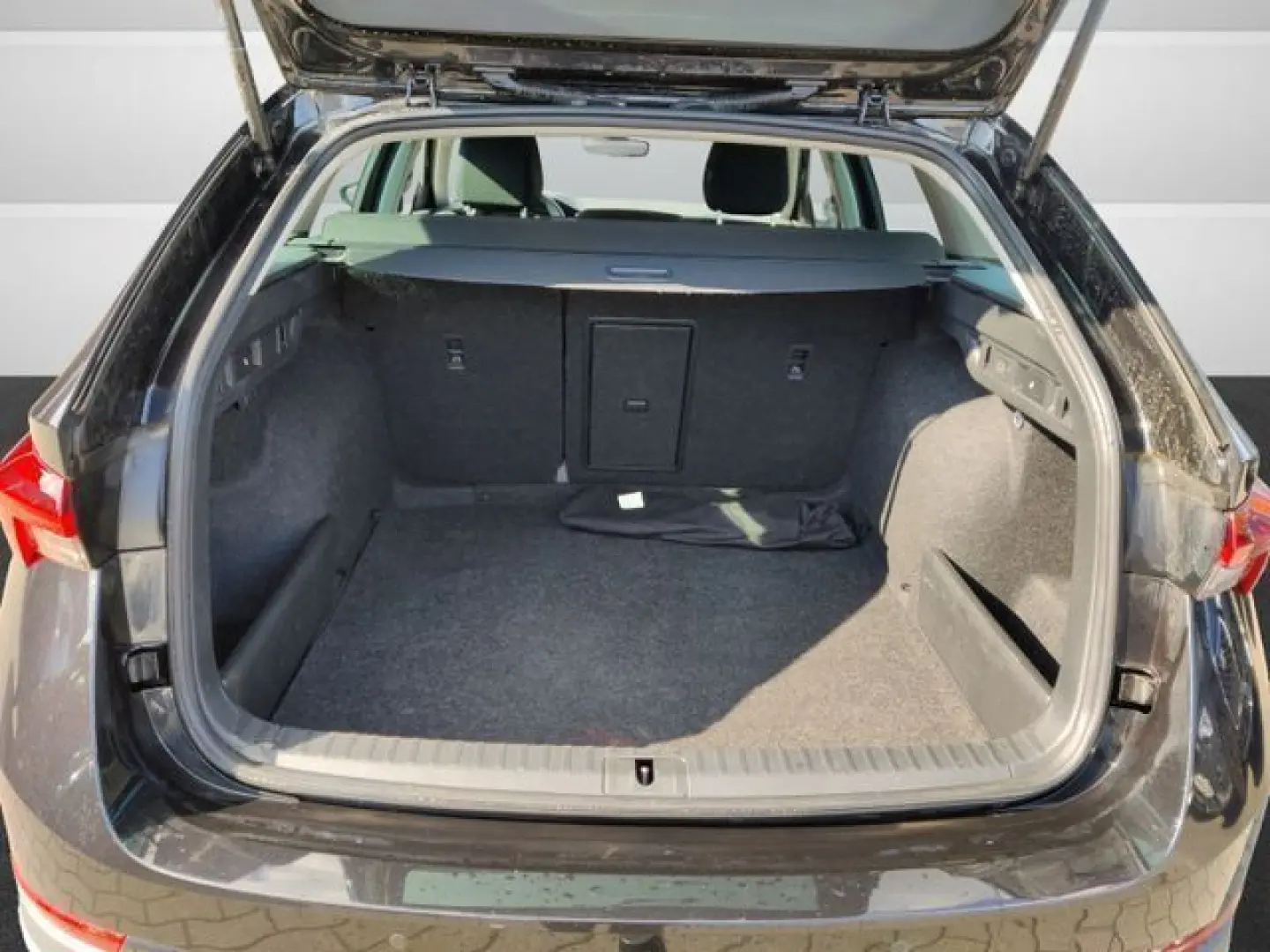 Octavia Combi Scout 2.0 TDI 4x4 Matrix AHK HeadU