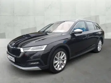 Octavia Combi 2.0 TDI DSG 4x4 SCOUT  AHK  MATRIX