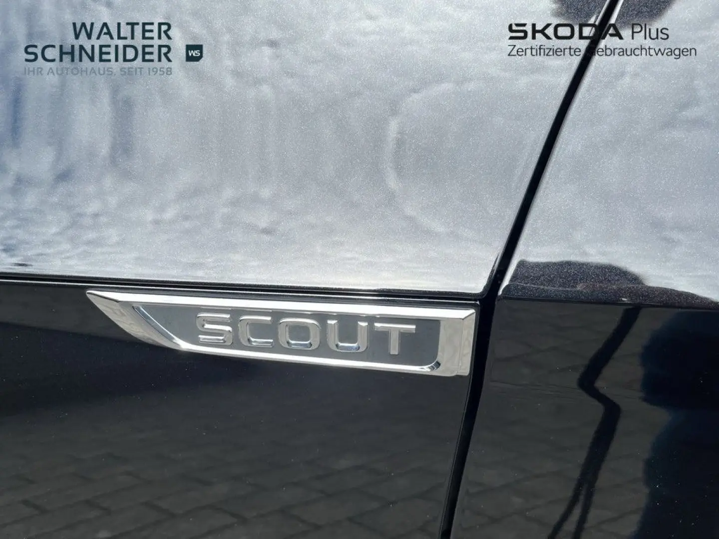 Octavia Combi 2.0 TDI DSG 4x4 Scout Navi AHK Mat