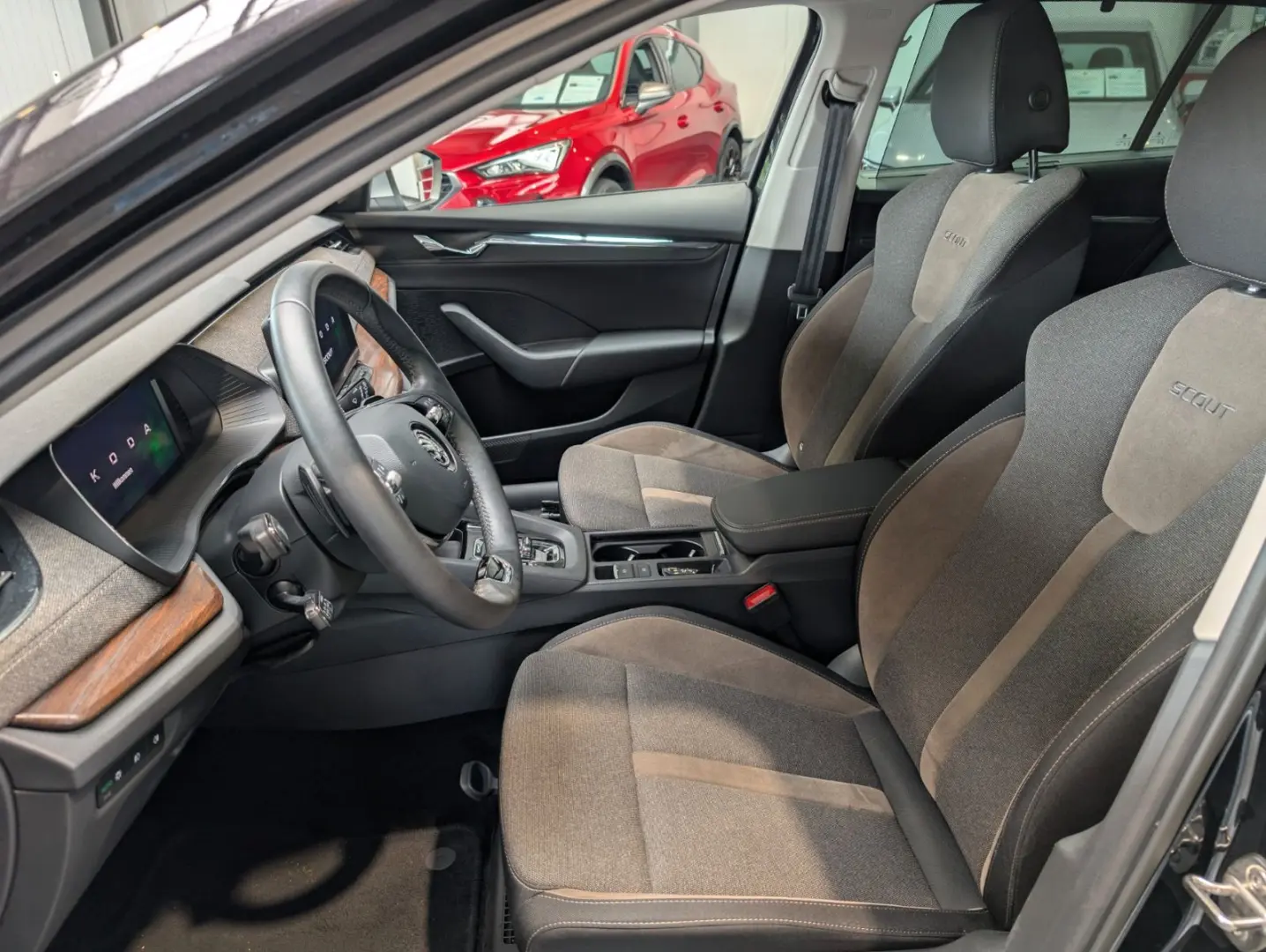 Octavia Combi 2.0 TDI DSG 4x4 Scout 8-fach PDC