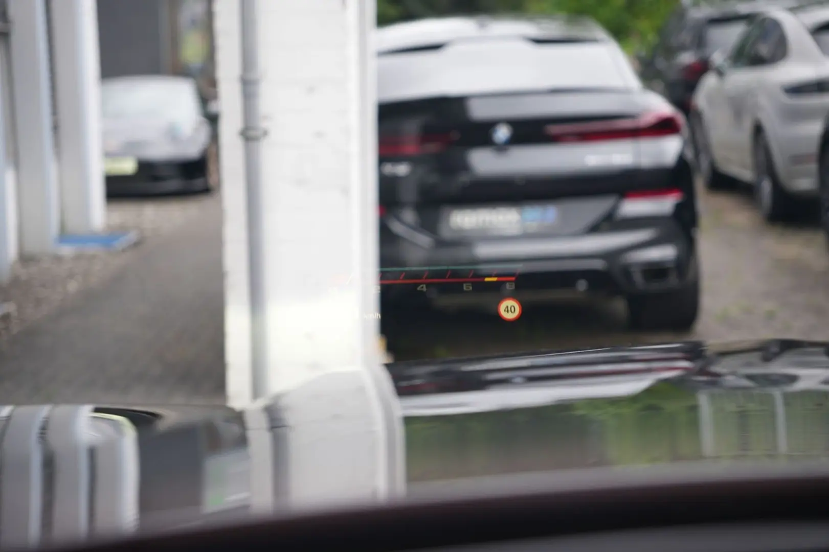 XM  BLACK EDITION-ACC-AHK-23M-LEDER SILVERSTONE