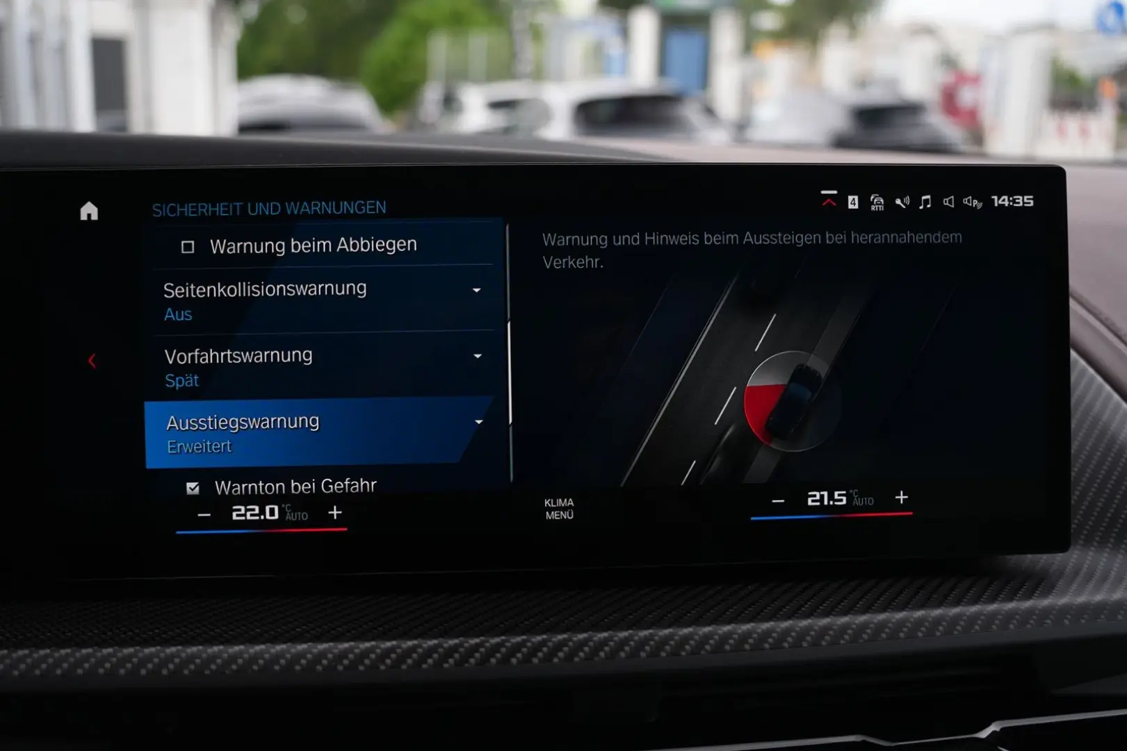 XM  BLACK EDITION-ACC-AHK-23M-LEDER SILVERSTONE