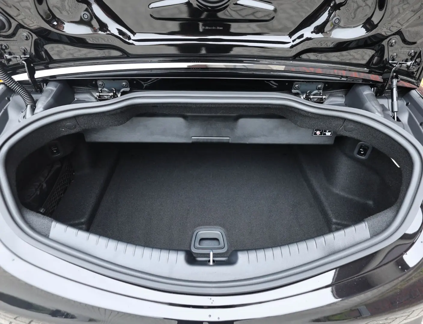 CLE 300 Cabrio   AMG Line - Burmester - Airscarf