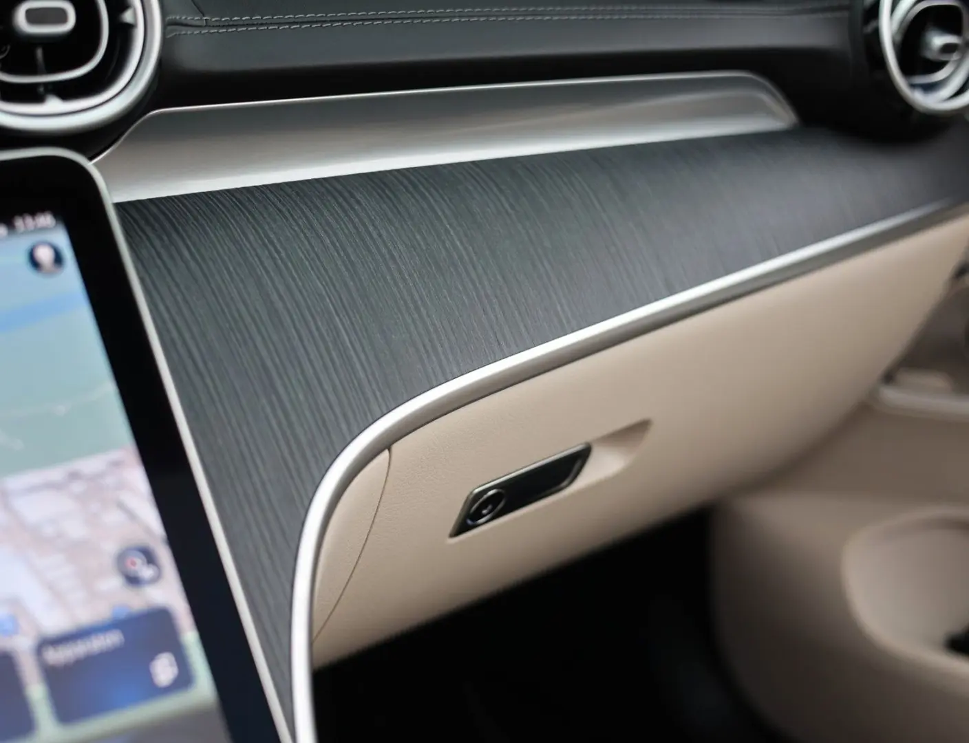 CLE 300 Cabrio   AMG Line - Burmester - Airscarf