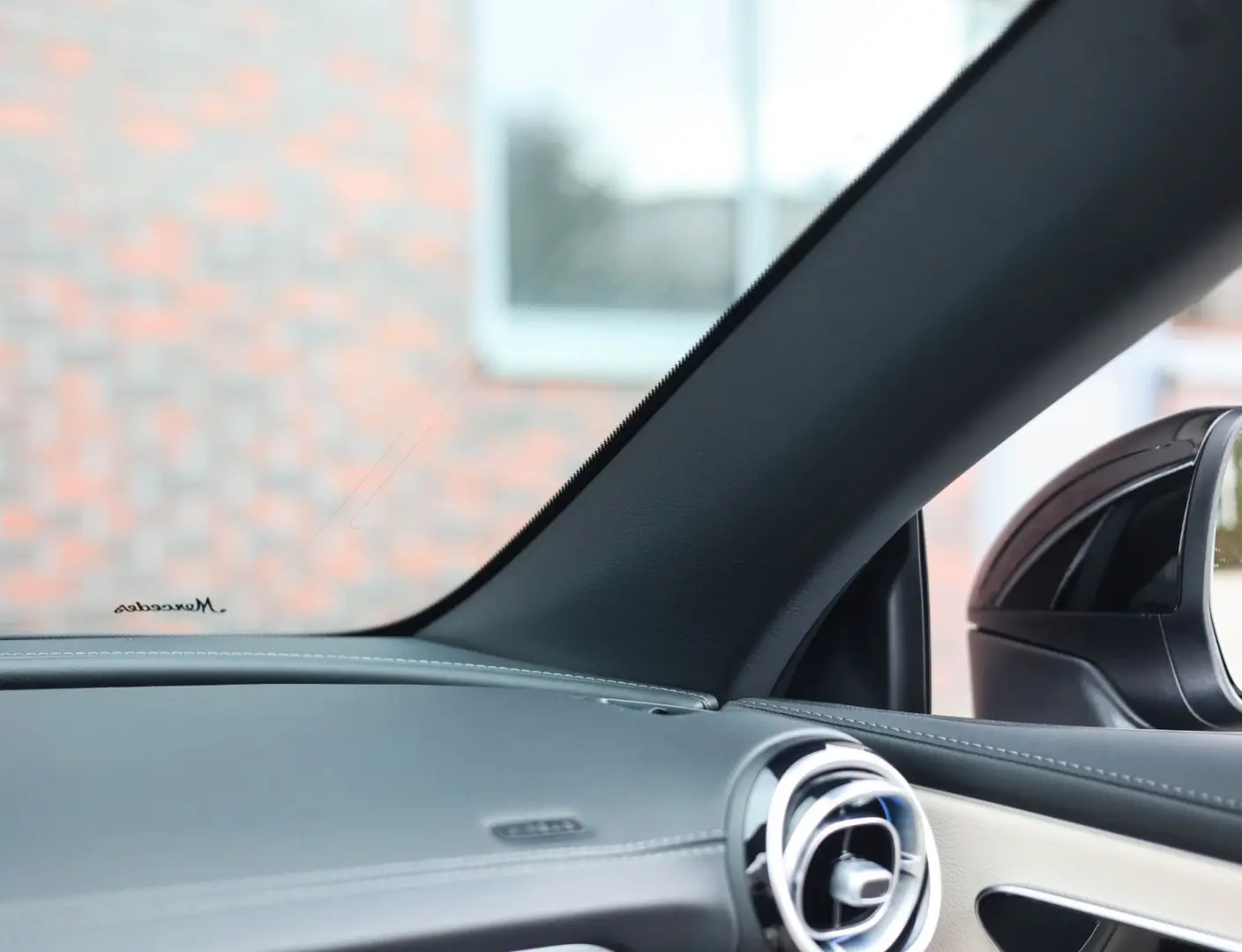 CLE 300 Cabrio   AMG Line - Burmester - Airscarf