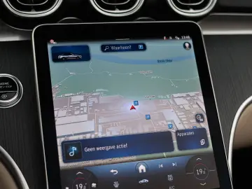 CLE 300 Cabrio   AMG Line - Burmester - Airscarf