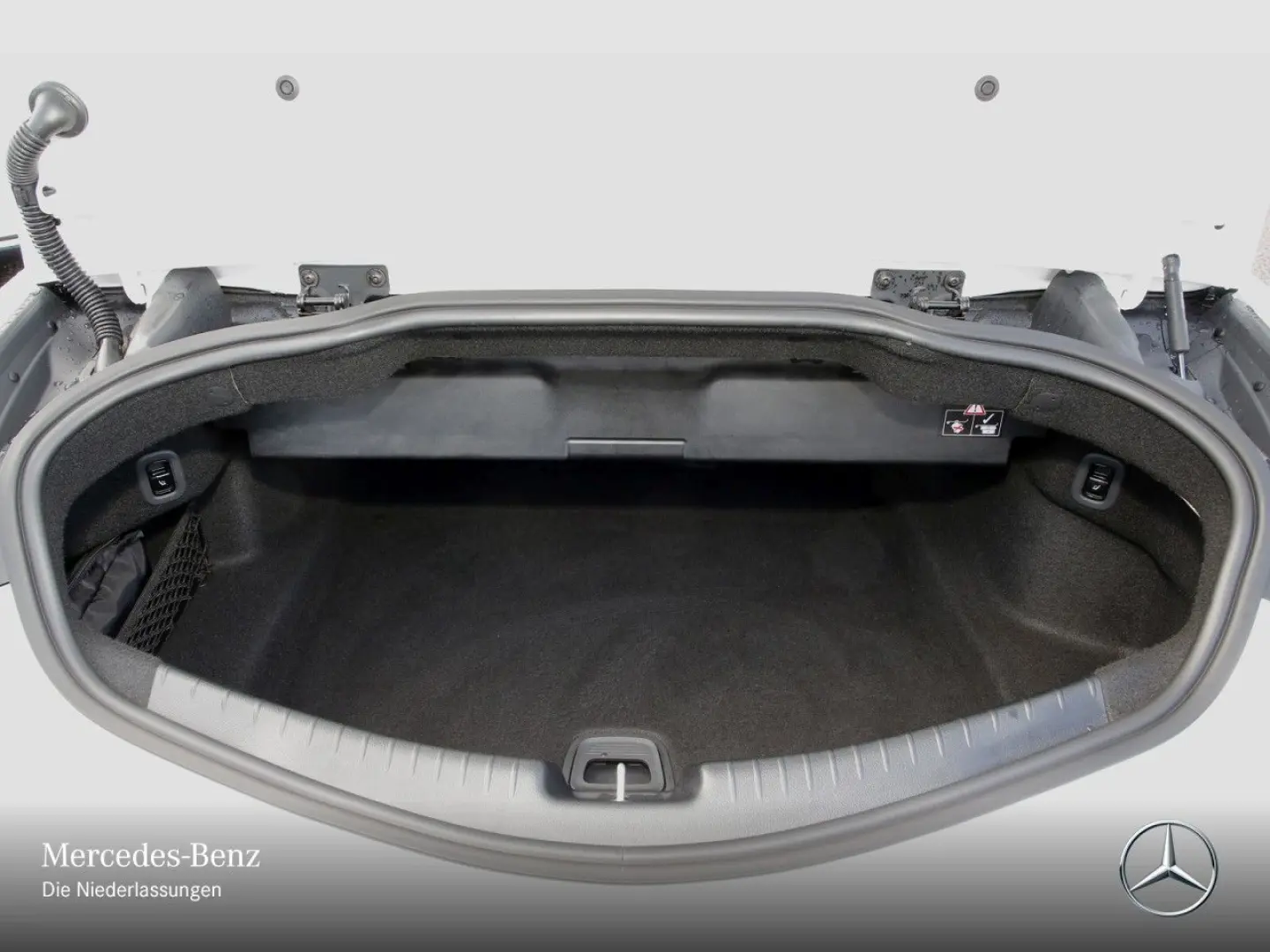 CLE 300 4M Cab. AMG Prem. AHK Bur3D DIGITAL